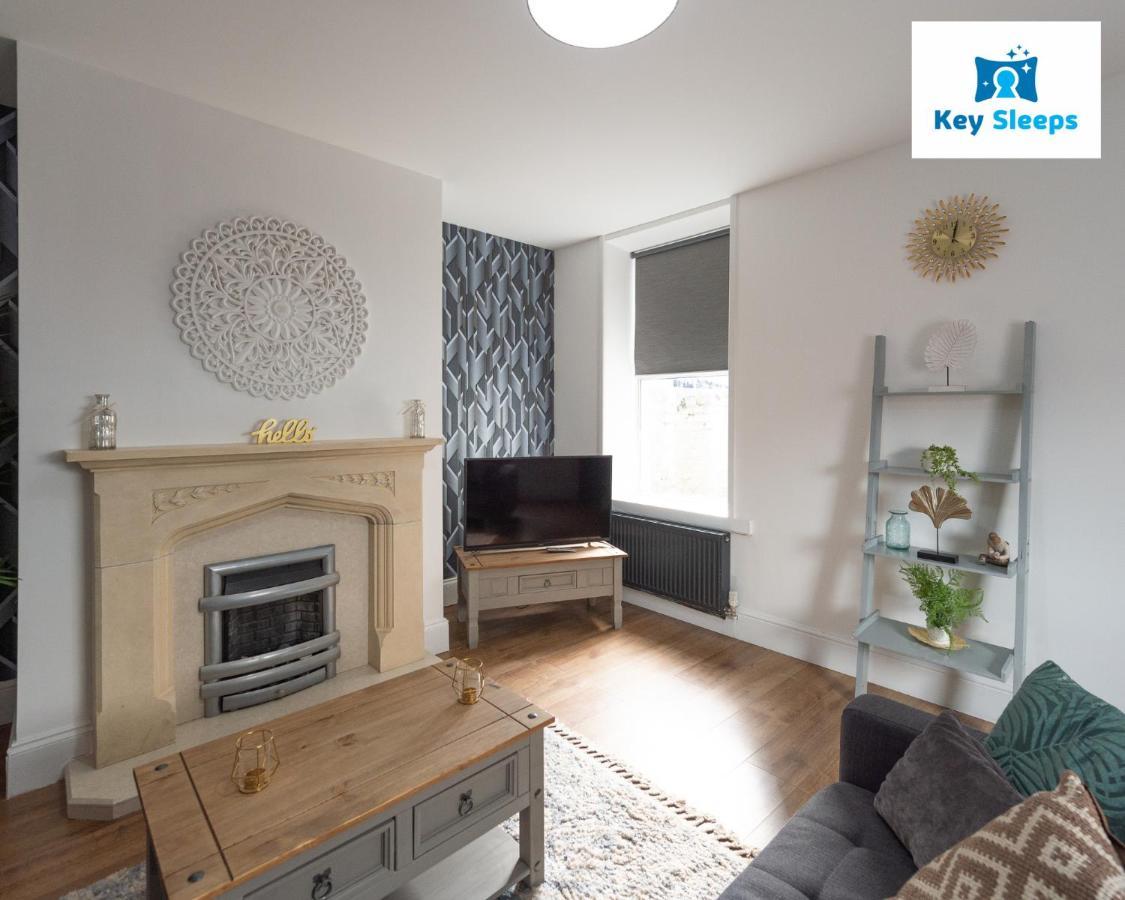 Five Bedroom Spacious Modern House By Keysleeps Short Lets Workington Lake District Beach Exterior foto