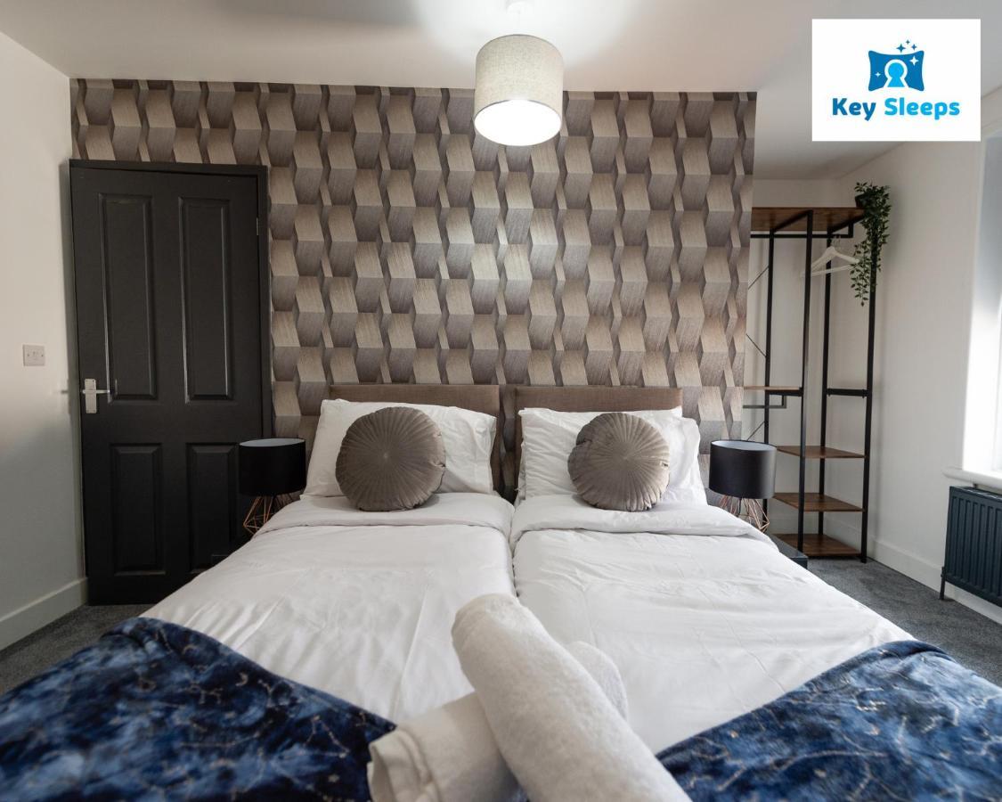 Five Bedroom Spacious Modern House By Keysleeps Short Lets Workington Lake District Beach Exterior foto